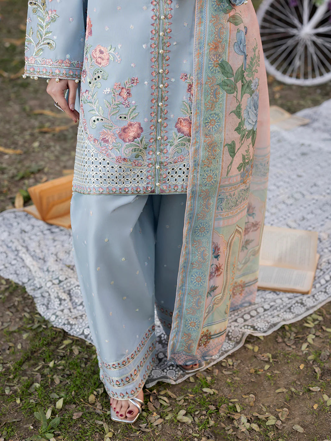 Buntti-26187 Ice Blue