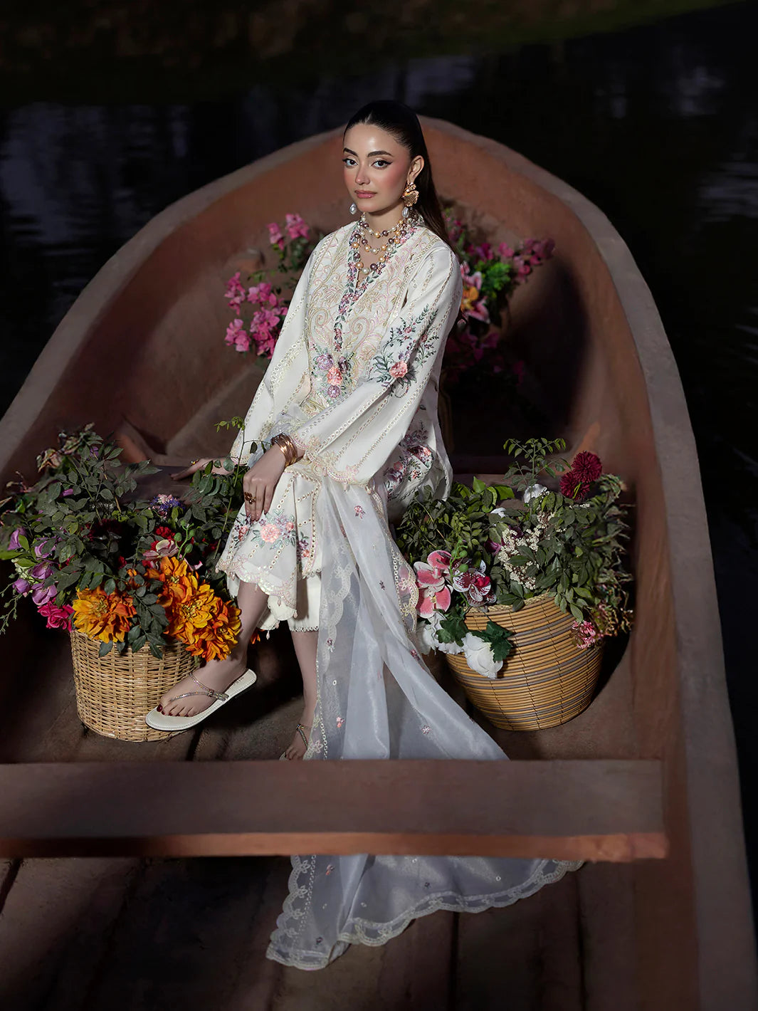 Buntti-26181 White