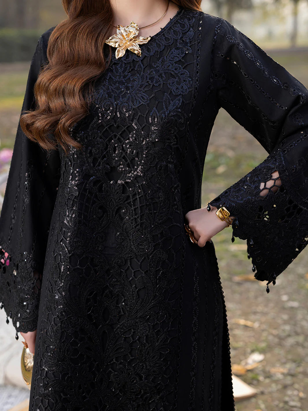 Buntti-26186 Black